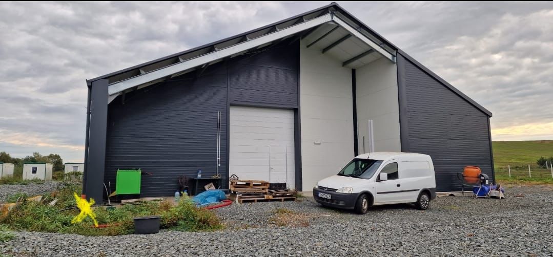 Interior hală gata de producție